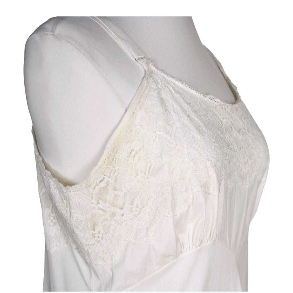 Vintage Ivory Full Slip Size 38 Reg Lace Trim Nylon Lingerie Dress Slip- Hey Viv - Picture 6 of 7